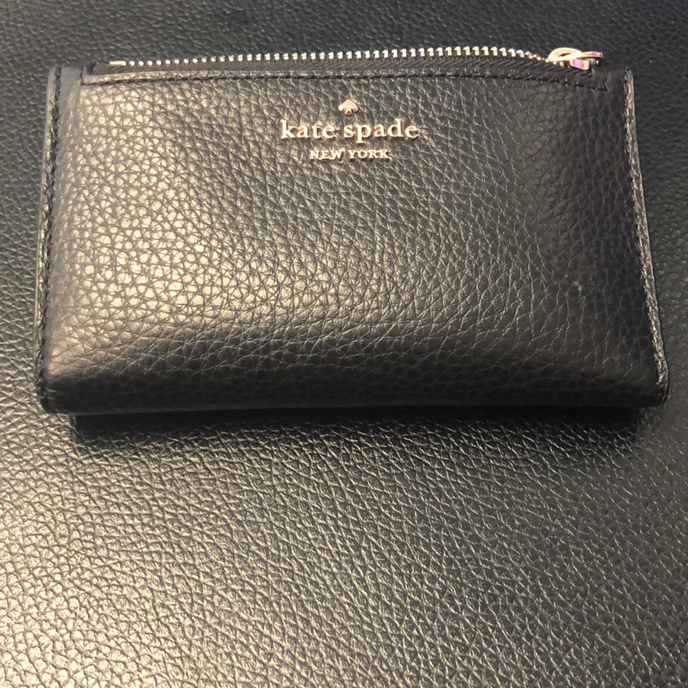 Kate Spade Small Slim Bi-fold Wallet